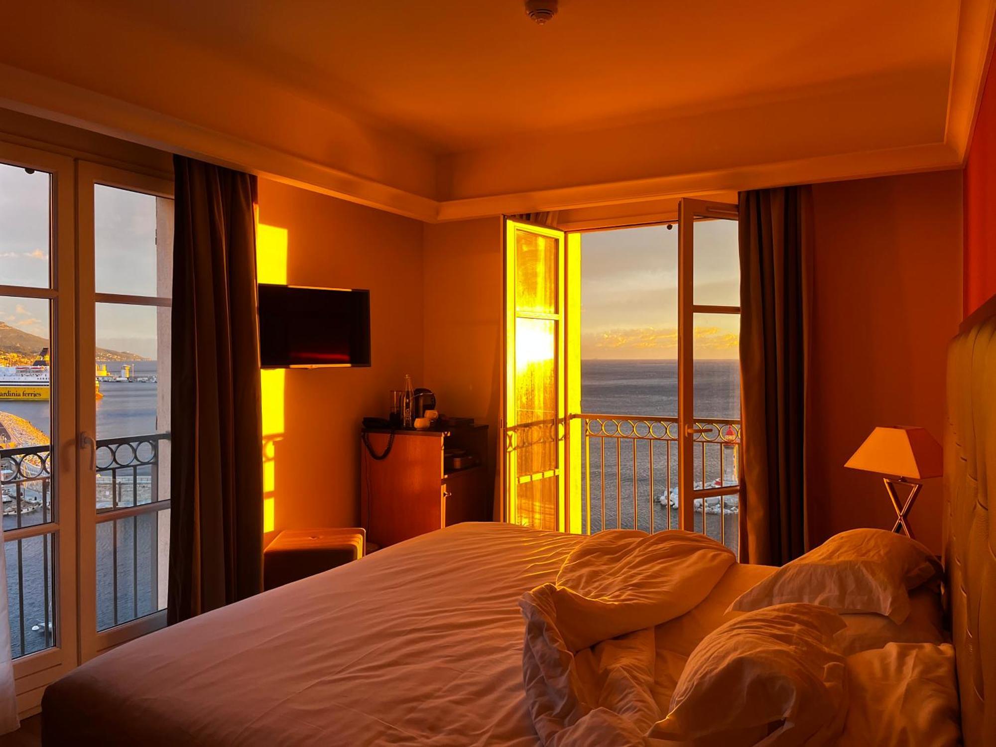 Hotel Des Gouverneurs Бастия Экстерьер фото