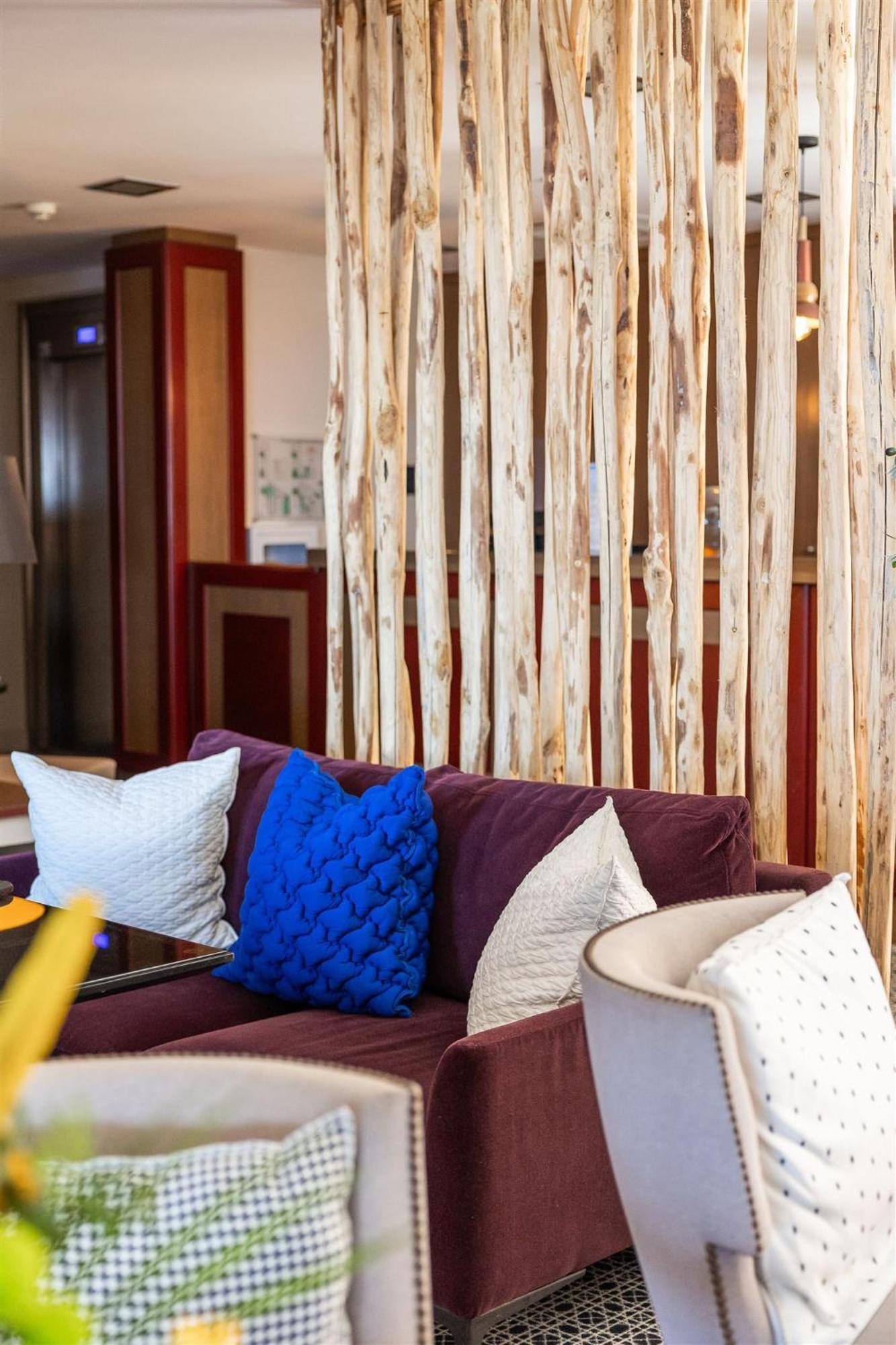 Hotel Des Gouverneurs Бастия Экстерьер фото